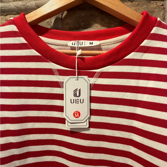Red and White Striped Crewneck - Picture 4 of 4